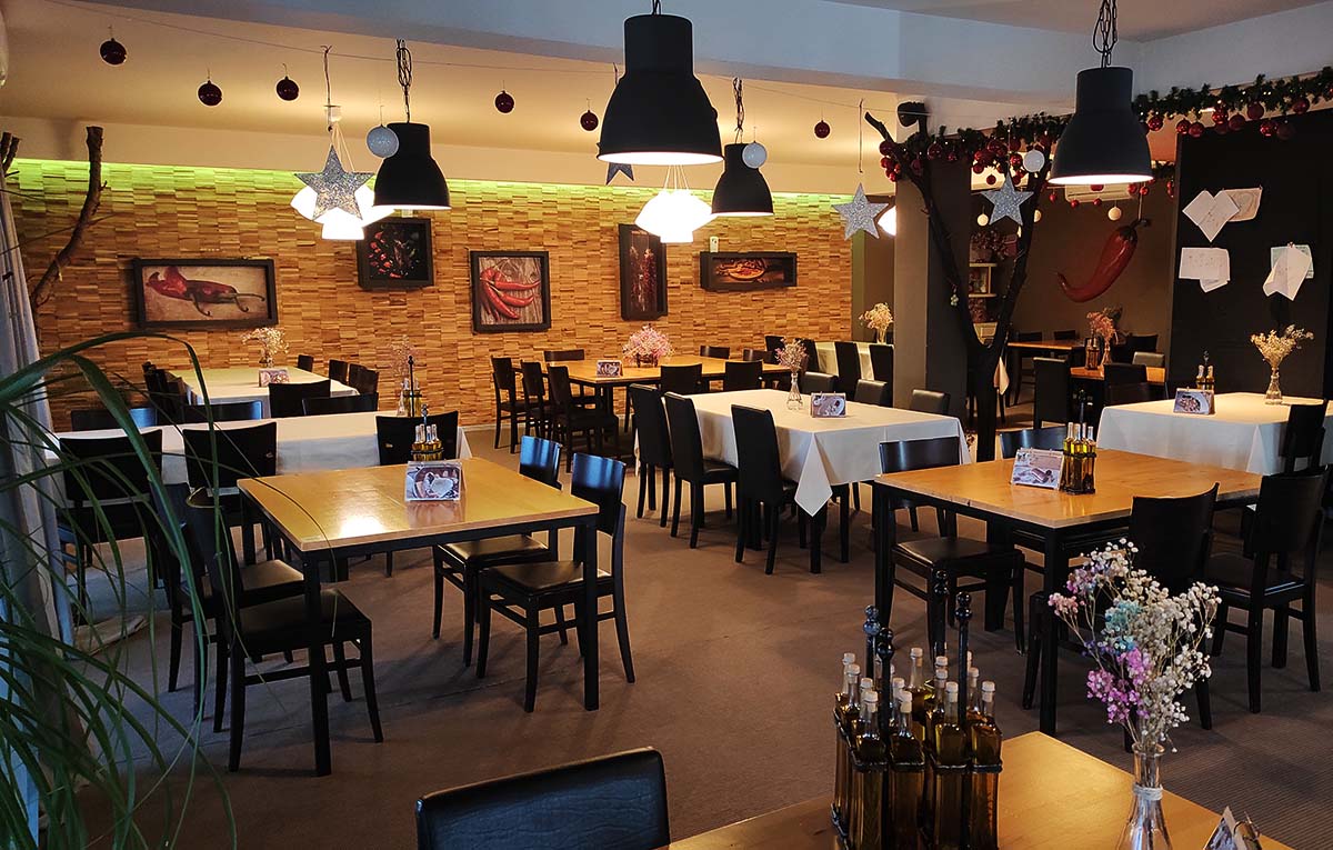 Pizzeria Peperoncino Blick auf das Restaurant